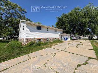 817 Bellevue St, Green Bay, WI 54302