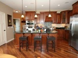 3295 Millbrook Cir, Stillwater, MN 55082