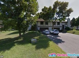 100 118th Ave NE, Blaine, MN 55434