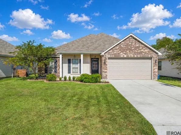 7831 High Eagle Ct, Denham Springs, LA 70706