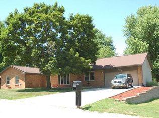 401 Juanita Cir, O Fallon, IL 62269