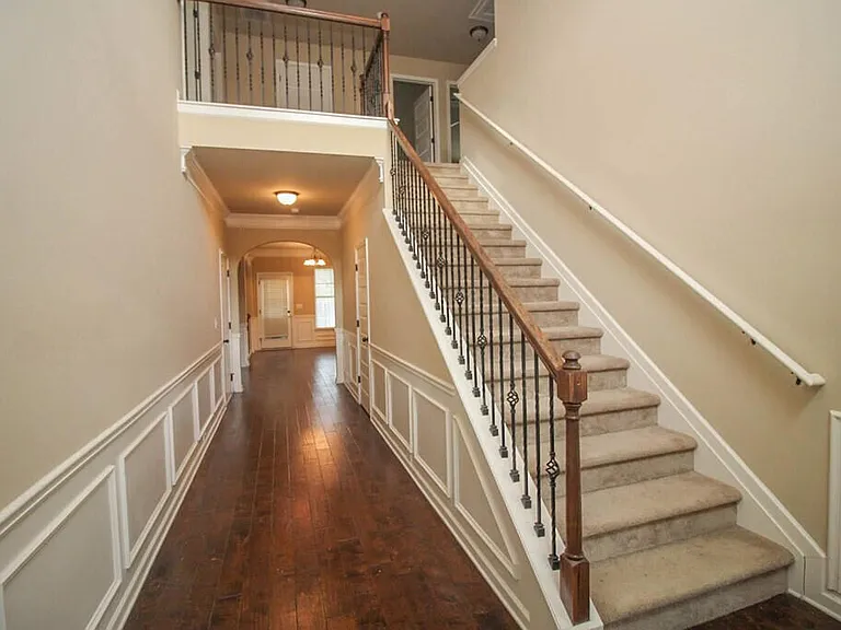 2733 Huntcliffe Dr — Photo 15