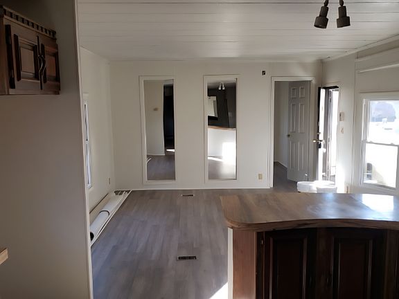4th image of 4018 Chestnut Woods Dr