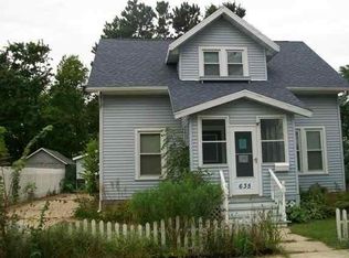 635 N Pine St, Reedsburg, WI 53959