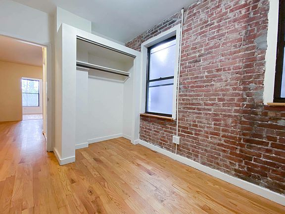 4th image of 435 W 54th St #3DH