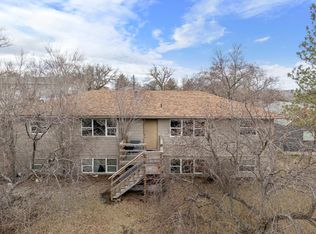 506 Park St, Minot, ND 58701