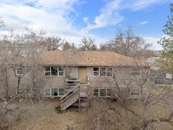 506 Park St, Minot, ND 58701