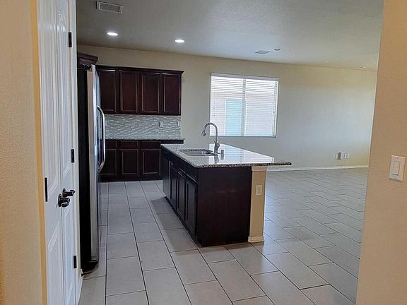 5th image of 4088 Loma Dante Dr