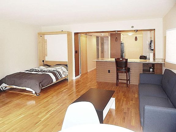 Murphy bed
