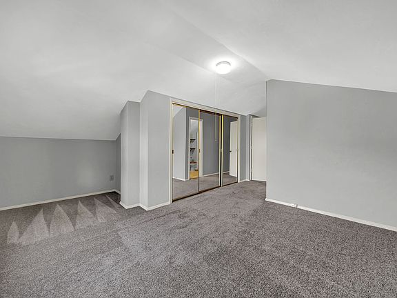 2nd image of 506 W 5th Ave