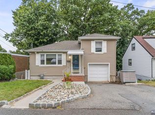406 Northwood Way, Palisades Park, NJ 07650