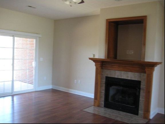 2nd image of 113 Tuscany Ln