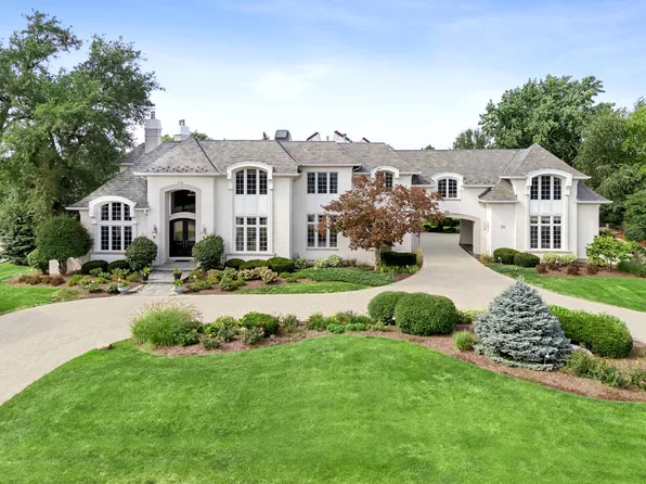 1904 Midwest Club Pkwy, Oak Brook, IL 60523