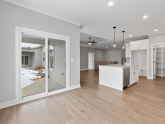 7th image of this home