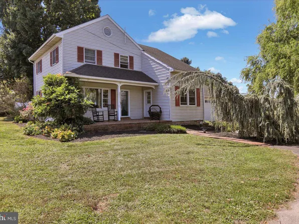 1120 Anderson Ferry Rd, Mount Joy, PA 17552