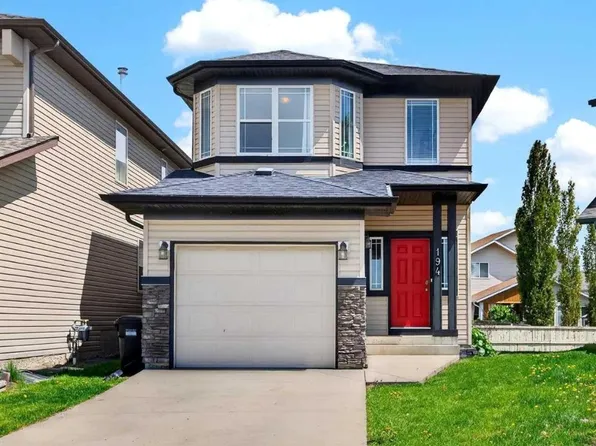 194 W Everoak Gdns SW, Calgary, AB T2Y 0C6