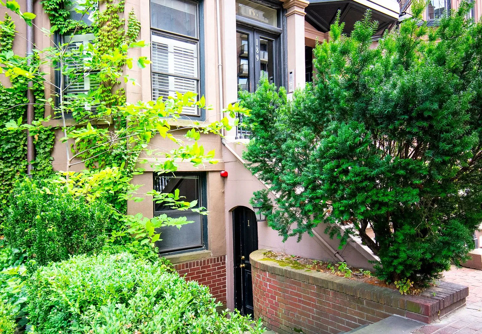 1 bed, 472 sqft, $2,850 — Photo 1