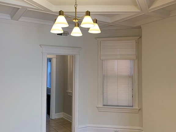 5th image of 3525 Pestalozzi St