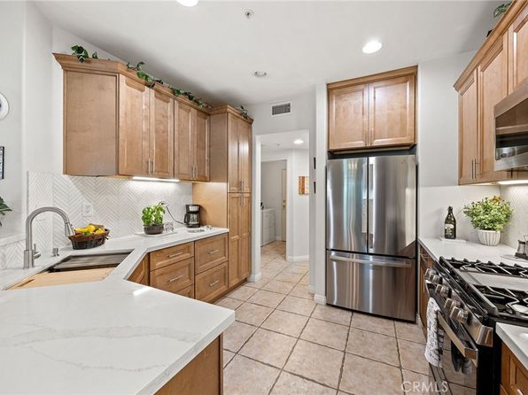 33433 Emerson Way Unit B, Temecula — photo 1