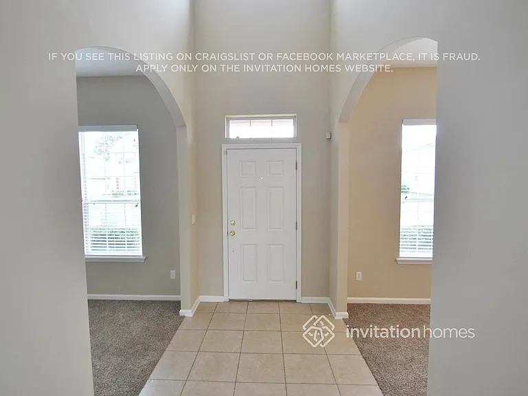 9260 Prosperity Lake Dr — Photo 2
