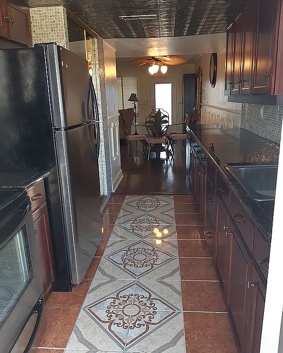 1st image of 2151 NE 42nd Ct APT 221