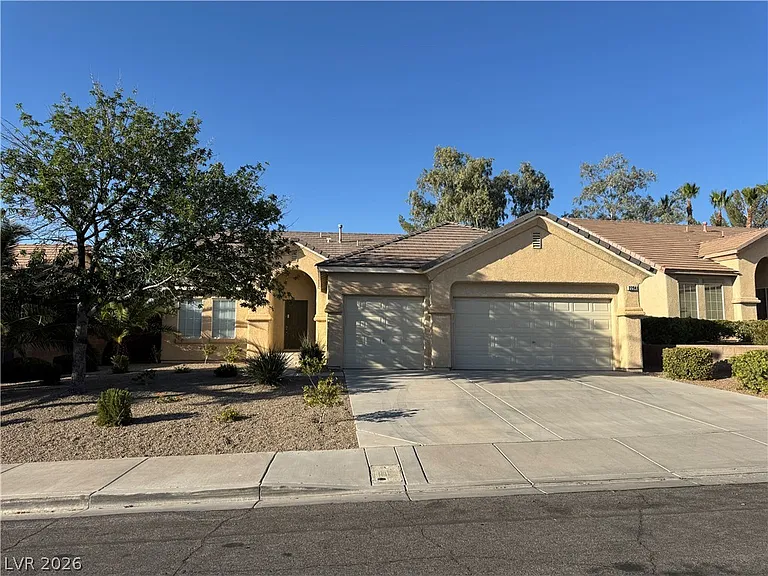 2294 Tedesca Dr — Photo 2