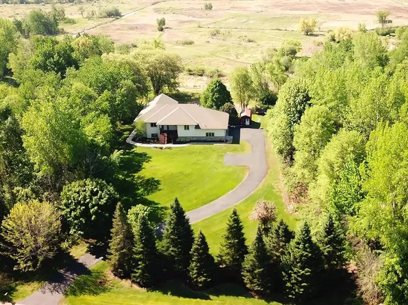 4756 121st Ave NE, Blaine, MN 55449