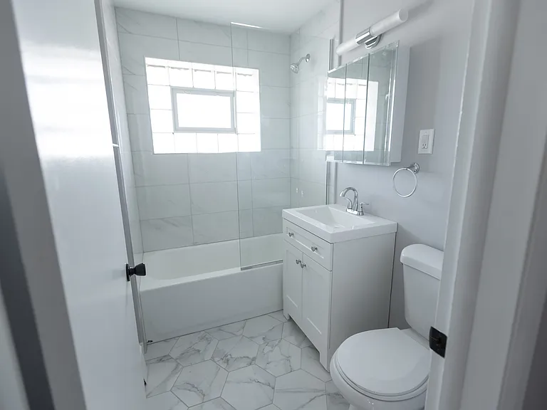 5121 W Diversey Ave #3S — Photo 6