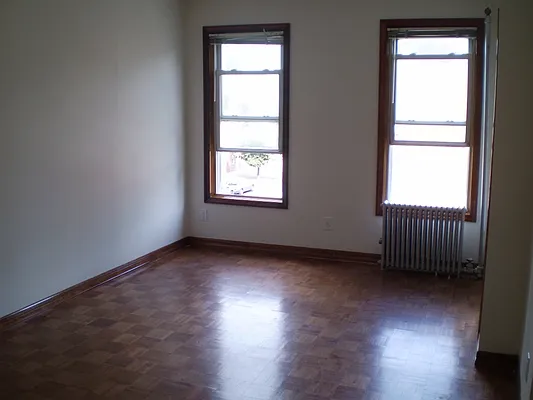 Rented by Maximus Realty Group | media 17