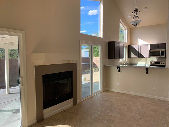 4th image of 9249 N Monmouth Ct