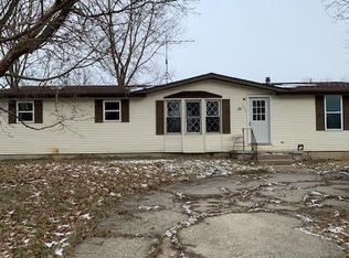 16846 Juniper Dr, Conklin, MI 49403