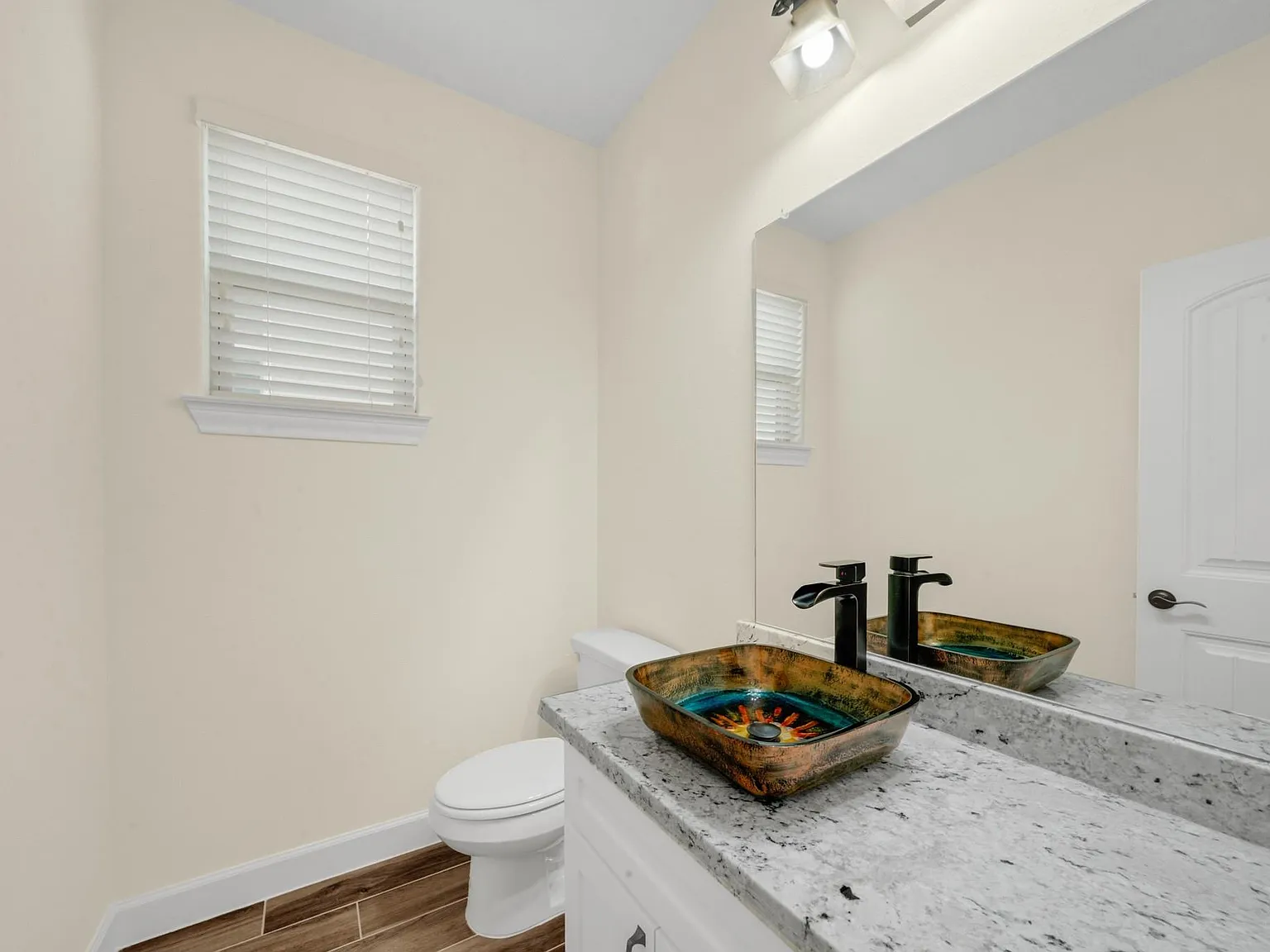 3 bed, 2.5 bath, 1772 sqft, $1,850 — Photo 4