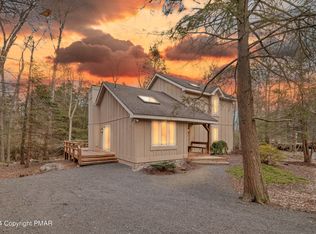 5402 Woodland Ave, Pocono Pines, PA