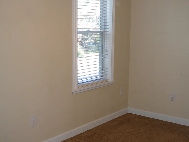 611 S West End Ave — Photo 17