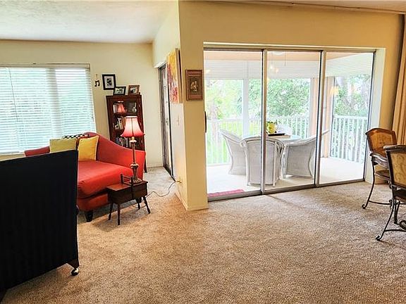 5th image of 109 Georgetown BLVD #109