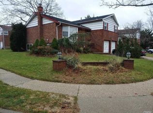 3287 Bertha Dr, Baldwin, NY