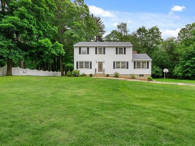 8 Sevilla Rd, Andover, MA, 01810