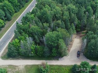 Ackerman Lake Rd, Munising, MI 49862