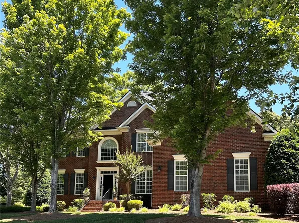 1311 Dobson Dr, Waxhaw, NC 28173