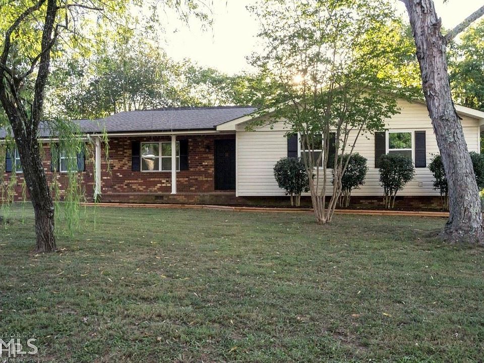 1st image of 141 Meadow Green Dr
