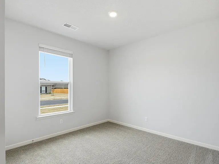 4246 Sandy Hollow Lane Ln S — Photo 3