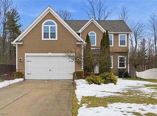 108 Hidden Glen Trl, Chardon, OH 44024