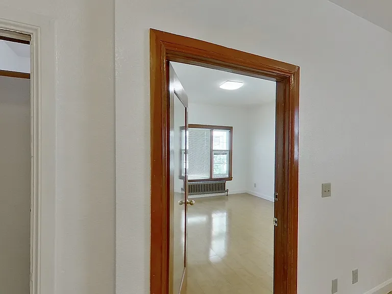 2644 Dwight Way — Photo 8
