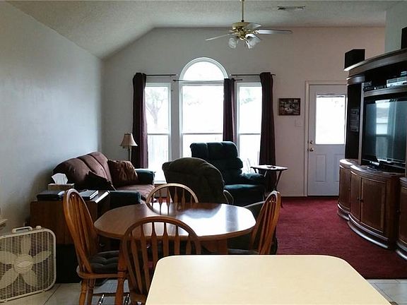 5th image of 719 Willington Dr
