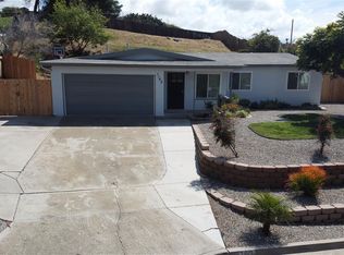 1162 Hackamore Rd, Vista, CA 92083