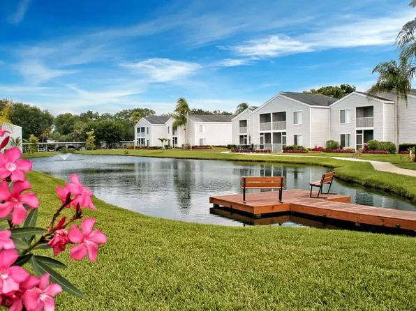 Aaron Lake Apartments