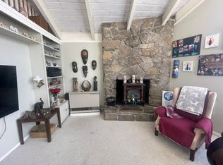 2364 Willard Rd, Hartford, VT 05047