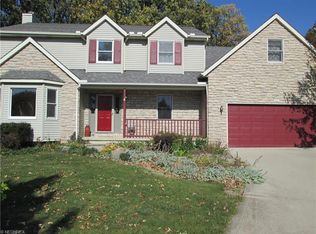 907 Jonathan St, Amherst, OH 44001