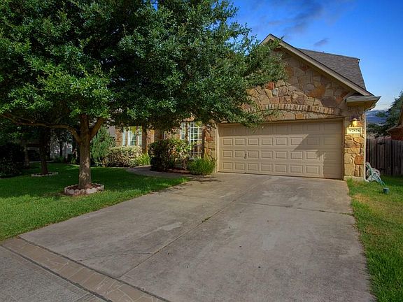 2nd image of 2828 Stonecreek Pl
