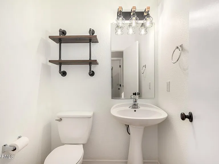 8382 W Mary Ann Dr — Photo 15